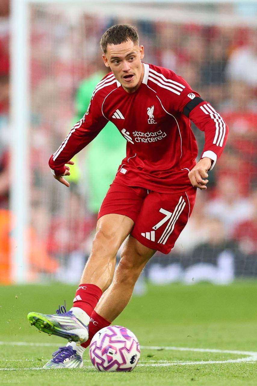 五大联赛引援大战：英超5.3亿欧碾压西甲死磕！意甲才这么点？